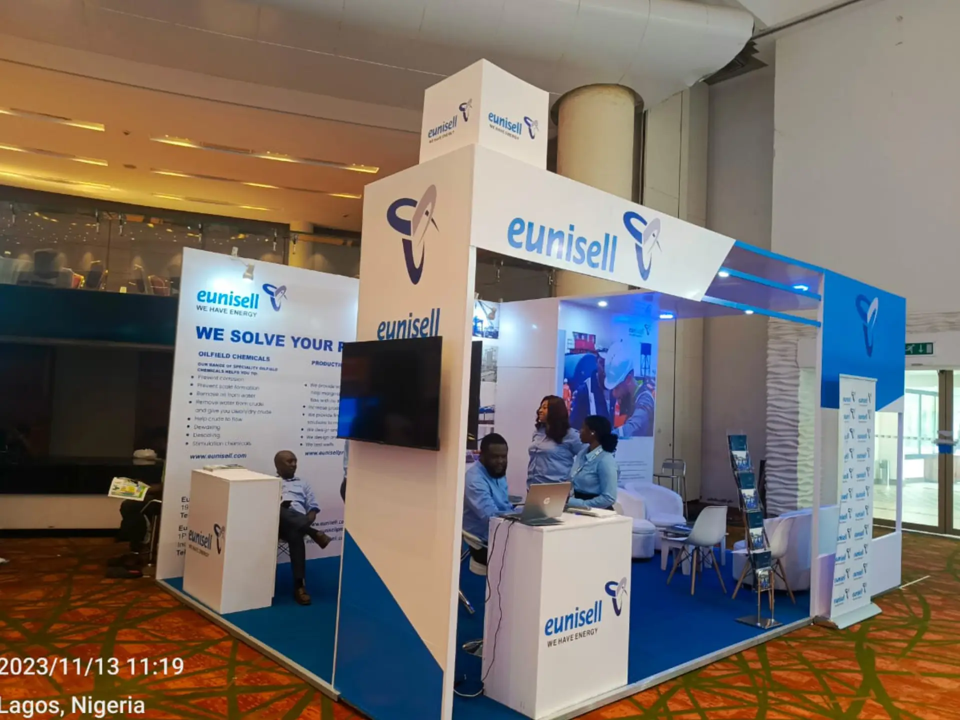 EUNISELL CUSTOMIZED BOOTH