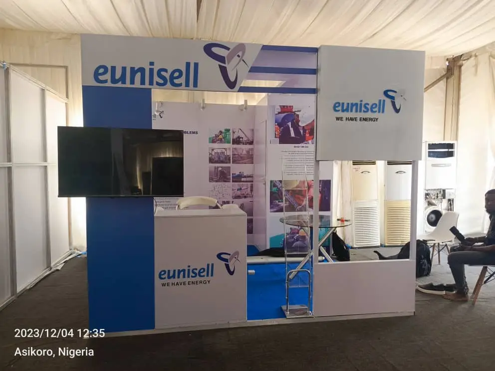 EUNISELL CUSTOMIZED BOOTH